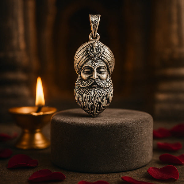 Guru Pendant